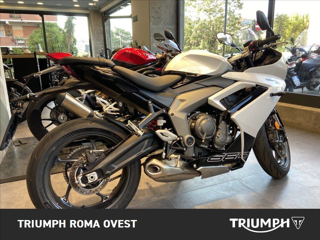 TRIUMPH Daytona 660 Abs